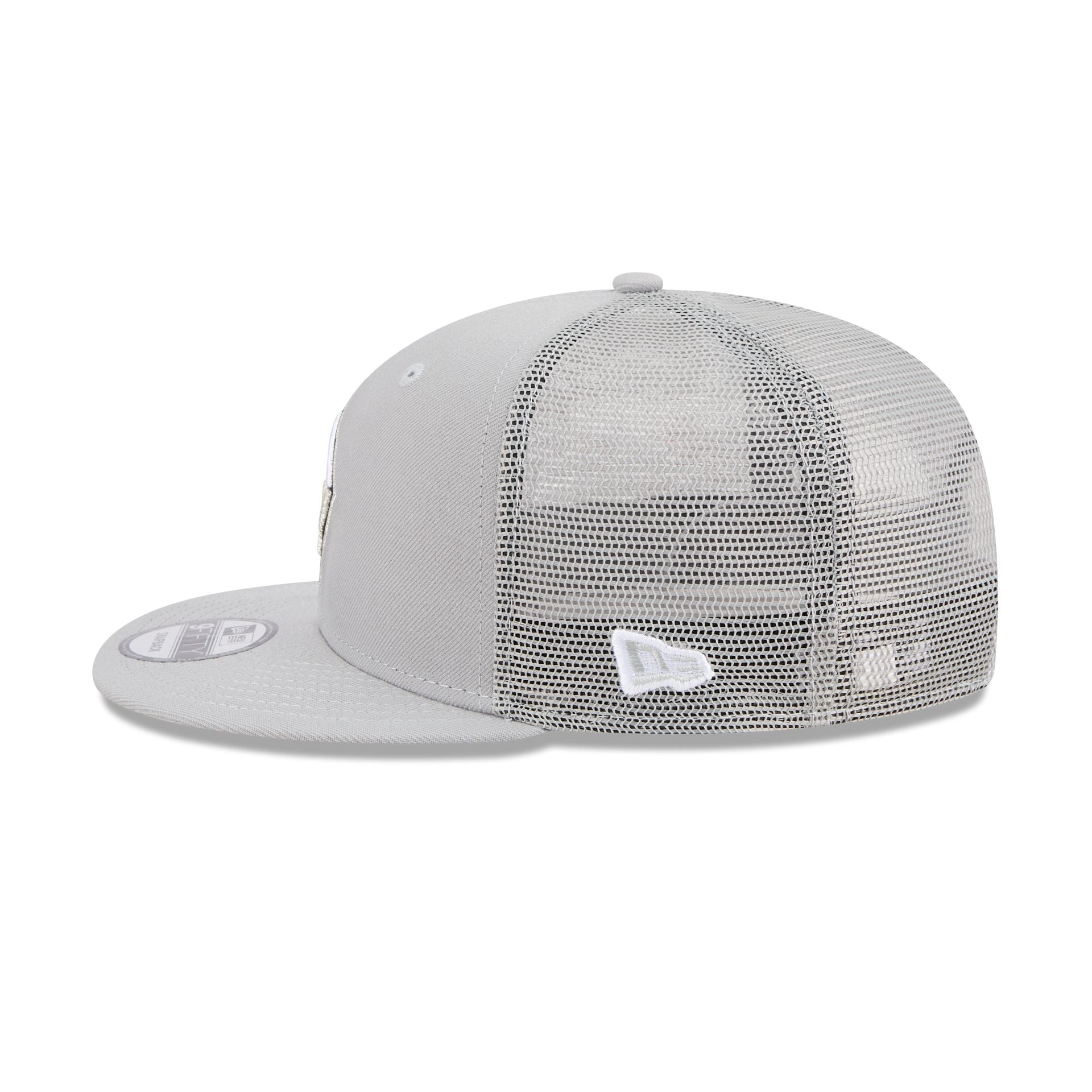 Las Vegas Aces Gray 9FIFTY Trucker Hat - Image 4