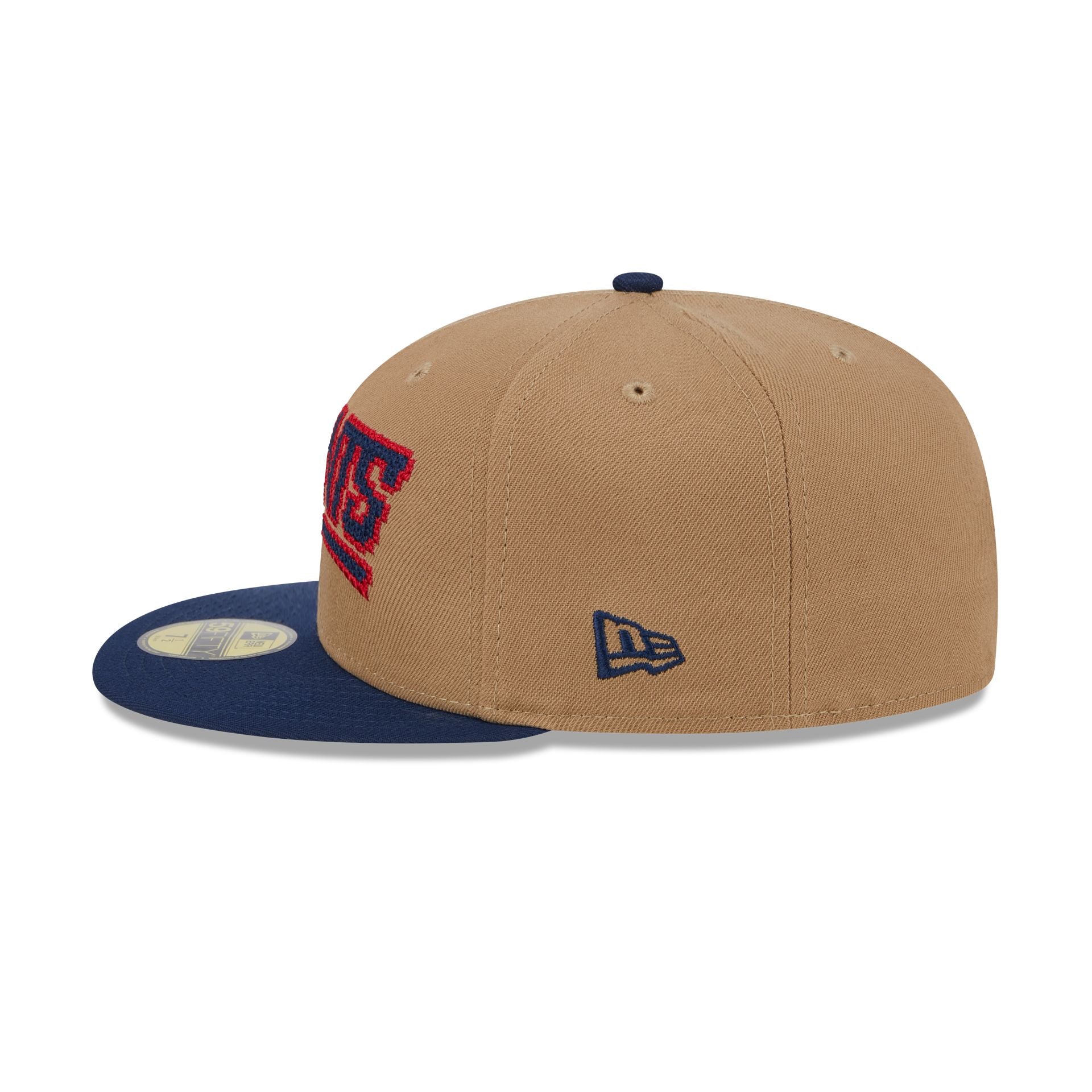 New York Giants Classic 8-Bit Wordmark 59FIFTY Fitted Hat - Image 4