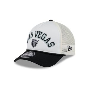 Las Vegas Raiders Chrome Arch 9FORTY M-Crown A-Frame Trucker Hat