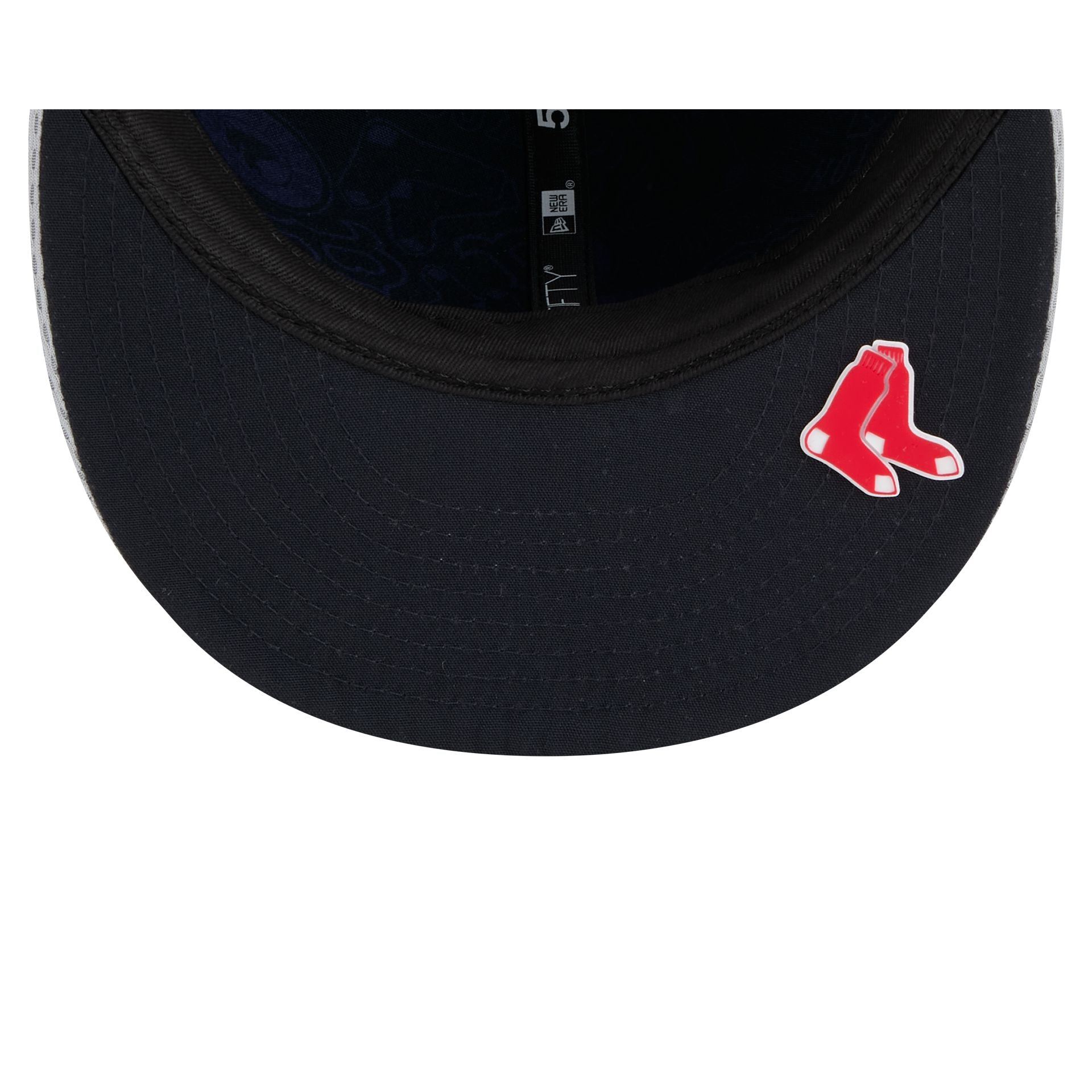 Boston Red Sox 2025 Clubhouse Gray 59FIFTY Fitted Hat - Image 7