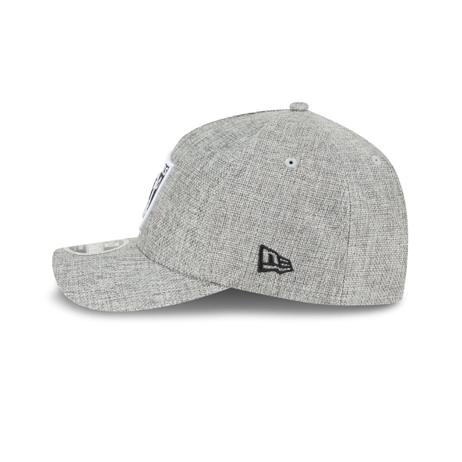 Las Vegas Raiders Cotton Weave Gray 9FORTY M-Crown A-Frame Snapback Hat - Image 4