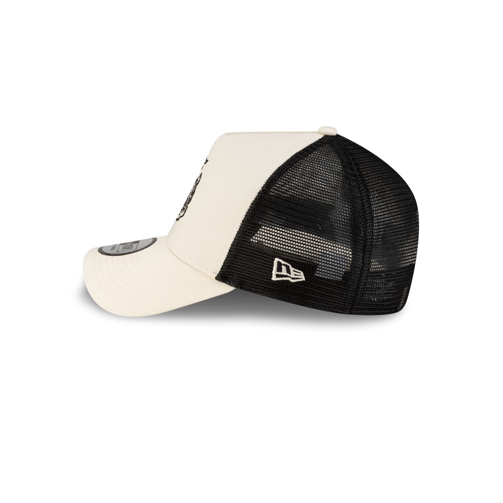 Newcastle United FC Light Cream 9FORTY A-Frame Trucker Hat - Image 4