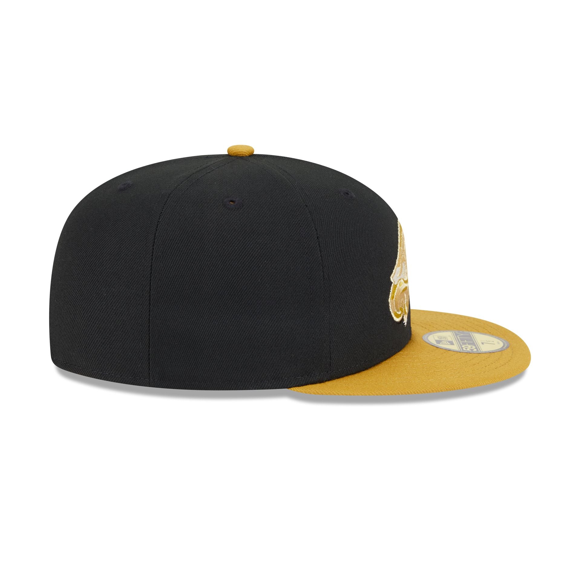 Philadelphia Eagles Metallic Gold Logo 59FIFTY Fitted Hat - Image 5