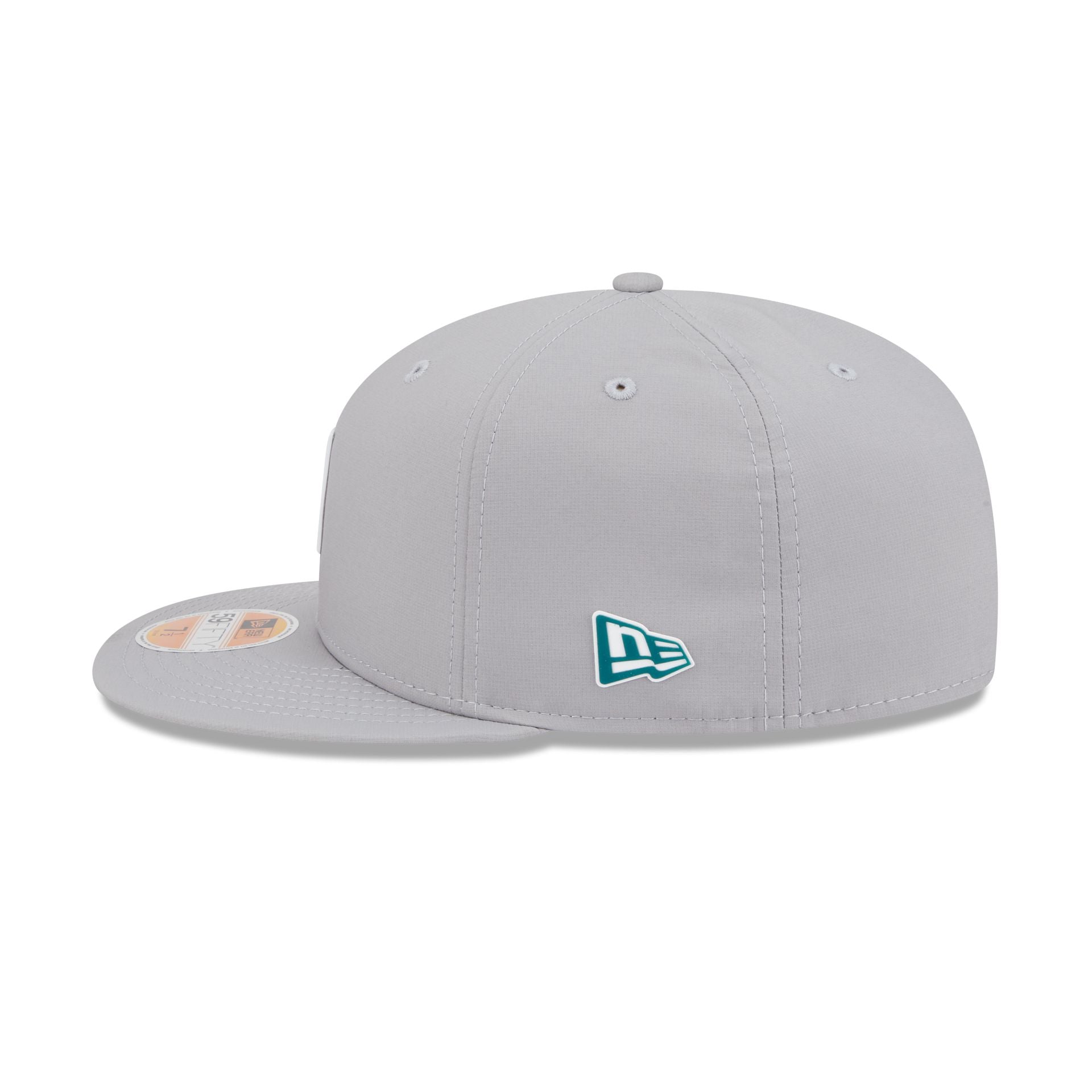 Philadelphia Eagles 2025 Sideline Hot Weather Gray 59FIFTY Fitted Hat - Image 4