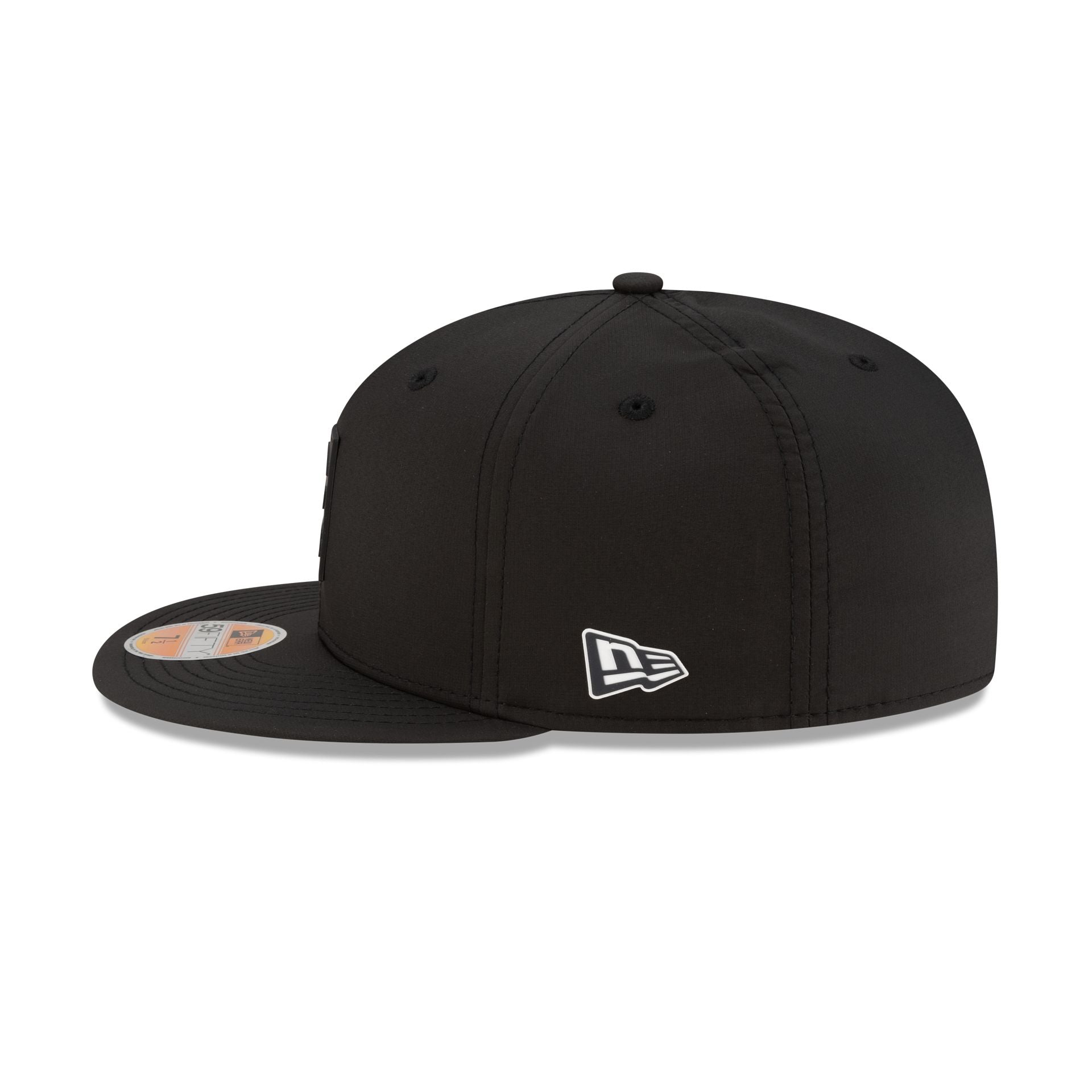 Chicago Bears 2025 Sideline Hot Weather Black C 59FIFTY Fitted Hat - Image 4