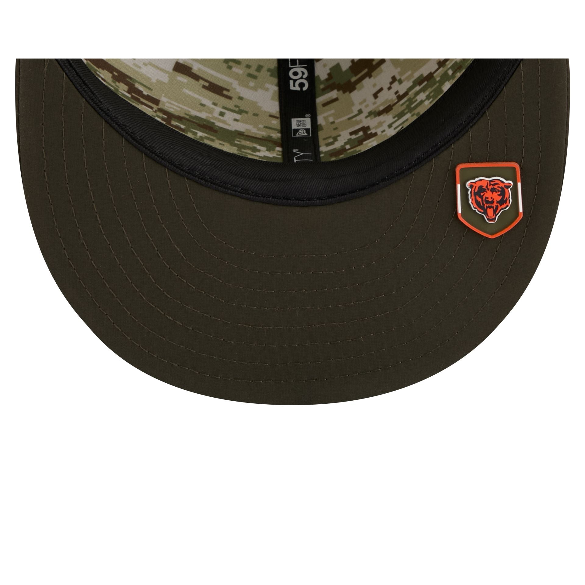 Chicago Bears 2025 Salute to Service 59FIFTY Fitted Hat - Image 7
