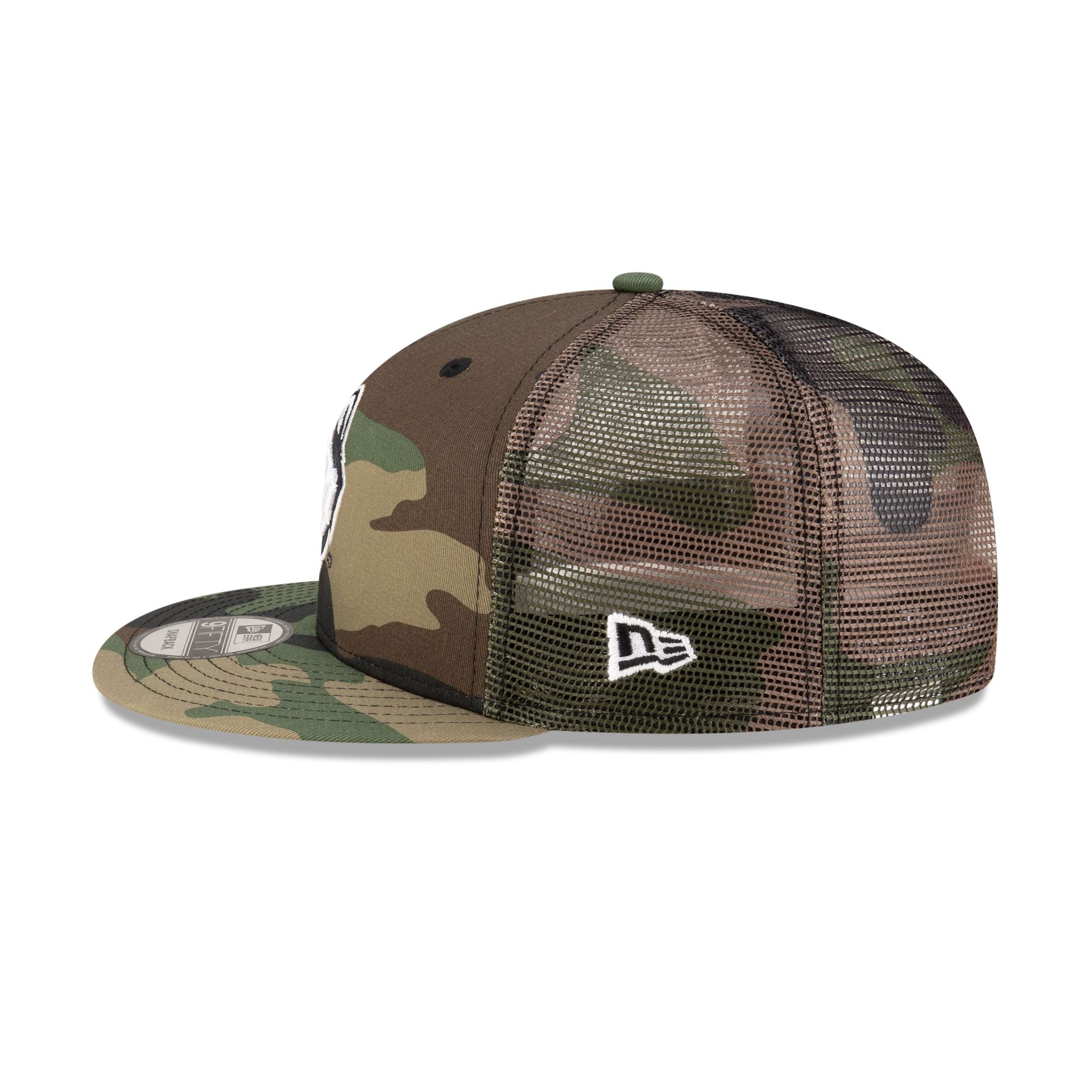 Connecticut Huskies Camo 9FIFTY Trucker Hat - Image 4