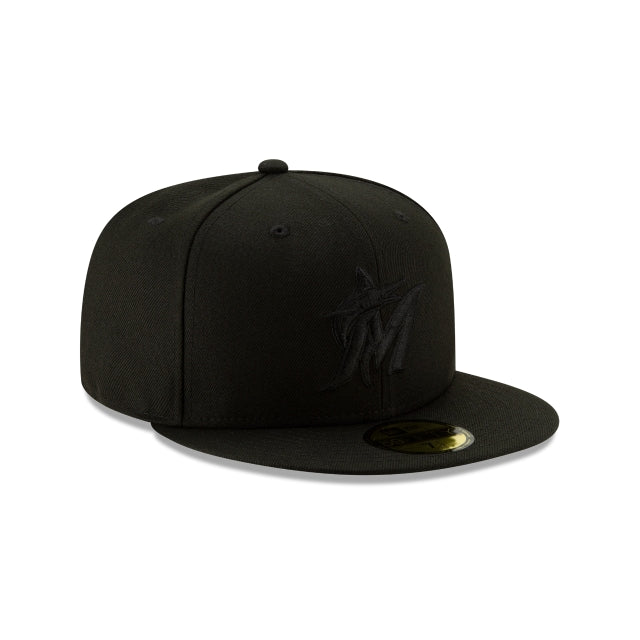 Miami Marlins 2019 Blackout Basic 59FIFTY Fitted Hat - Image 3